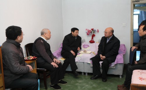 省国资委王浩生副主任探望慰问我集团难题党员离退休职工代表-bevictor伟德官网
