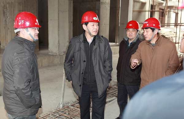 肖玉龙董事长检查我集团建设七公司阳光北郡（北区）3#、4#安居工程建设项目事情-bevictor伟德官网