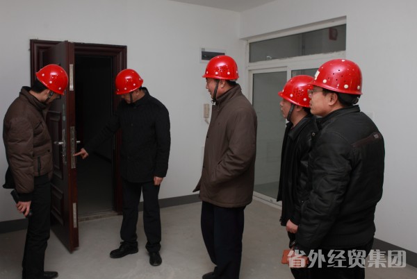 肖玉龙董事长深入集团驻西安部分项目部慰问调研-bevictor伟德官网