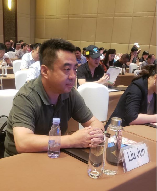 陕海投总司理刘军加入泰国--陕西投资机缘交流会-bevictor伟德官网