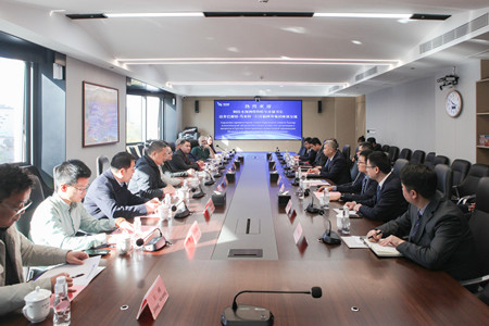 哈萨克斯坦阿拉木图州塔勒哈尔市与bevictor伟德官网集团座谈交流